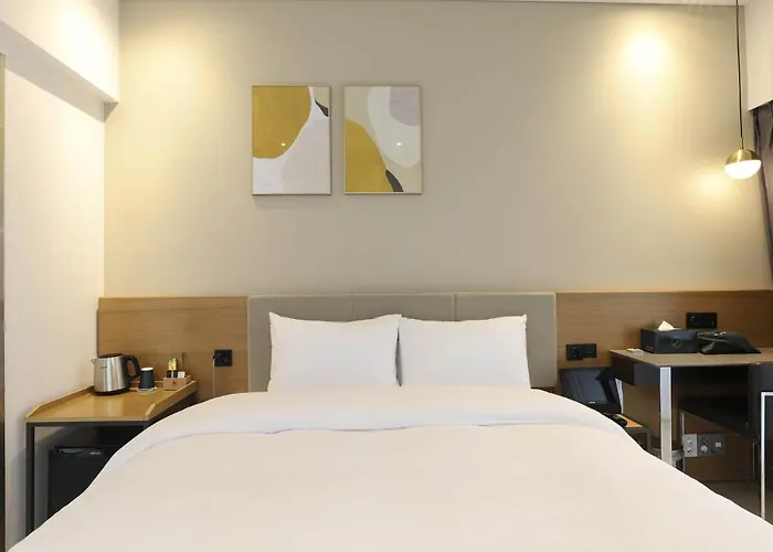 Brown Dot Haeundae Hotel 2*